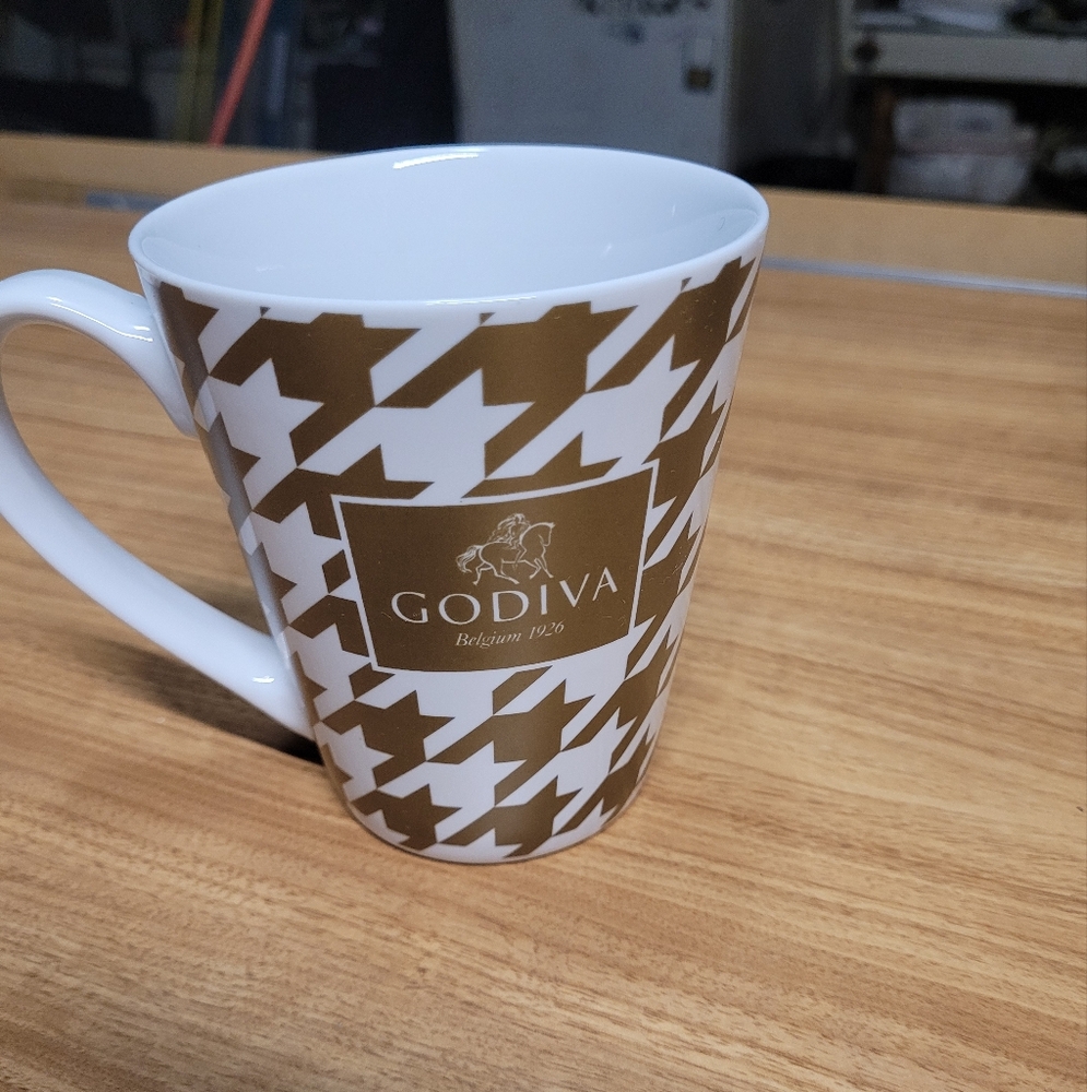 Godiva Belgium 1926 Coffee Mug